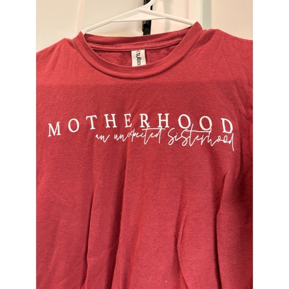 Tultex Womens Motherhood Sisterhood Graphic T-Shirt Burgundy Casual Top - Picture 4 of 5
